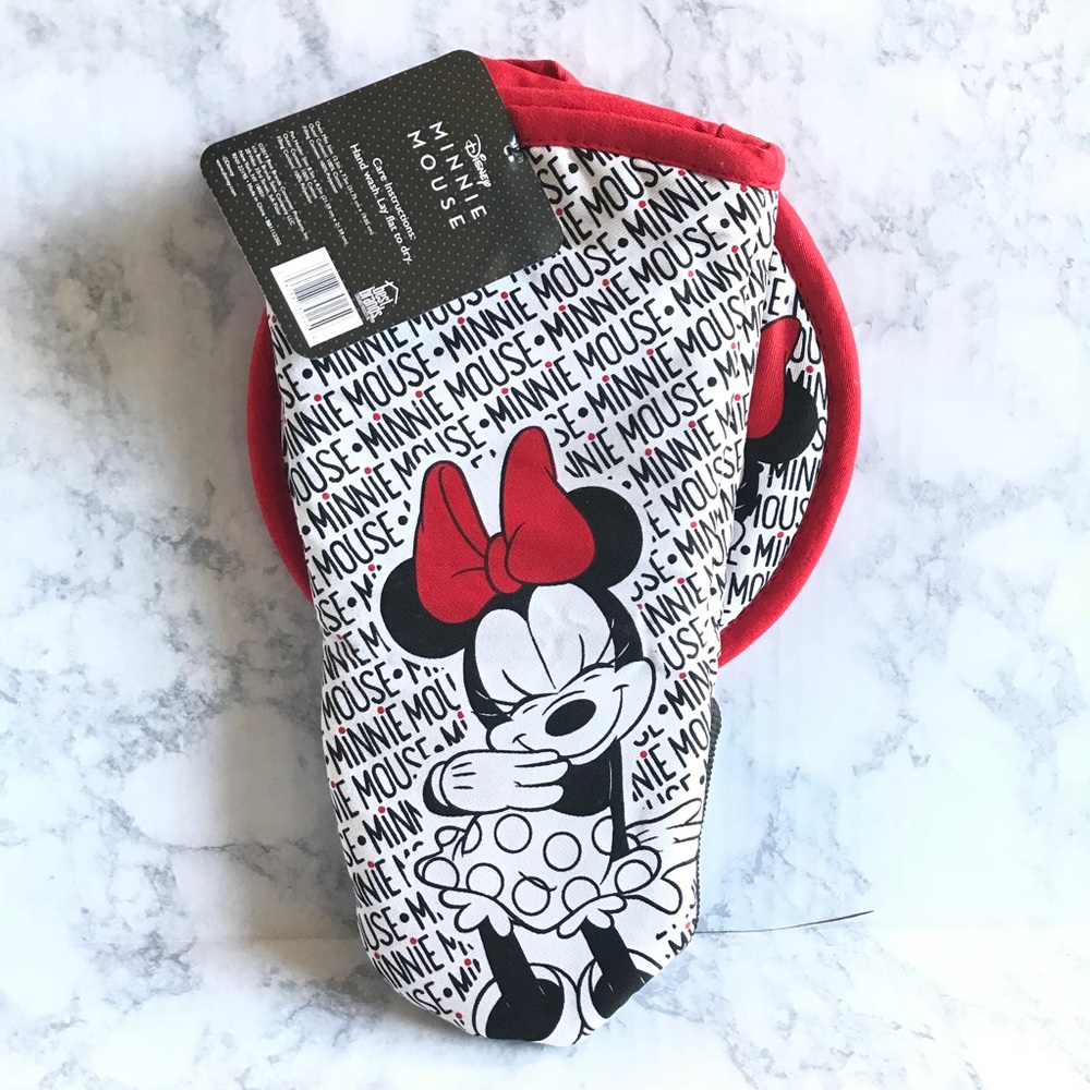 Disney Minnie Mouse 2 piece Oven Mitt & Pot Holder